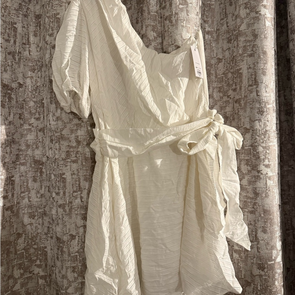 Nine West Cream Asymmetrical Dress